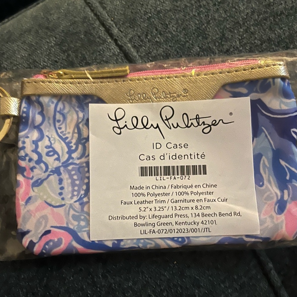 Lilly Pulitzer ID / Coin 5 1/2 “ x 3 1/2 “ case